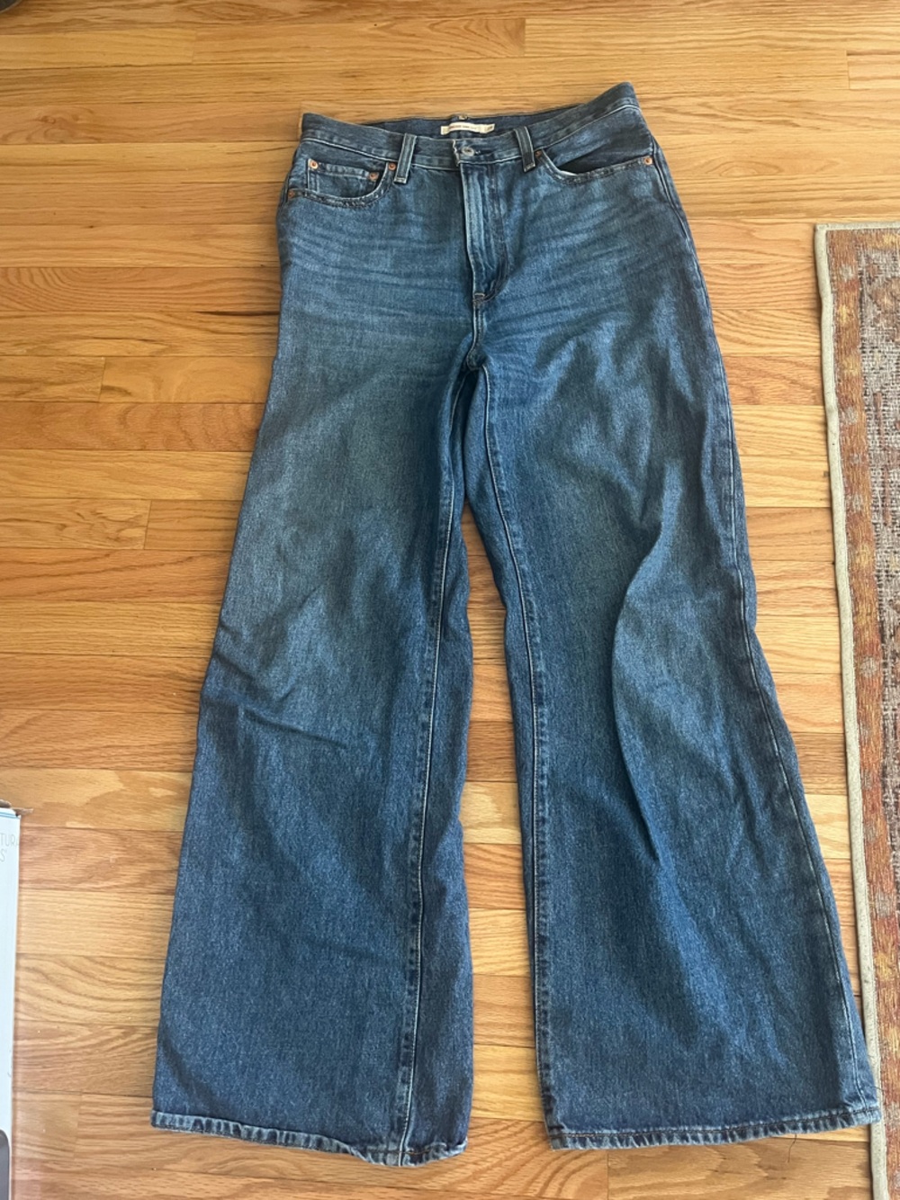 Levi's Wide Leg Rib Cage Jeans
